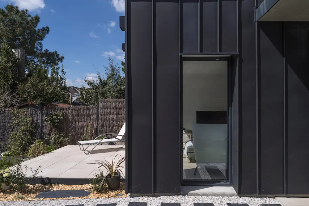 exemple maison style contemporain avec bardage zinc