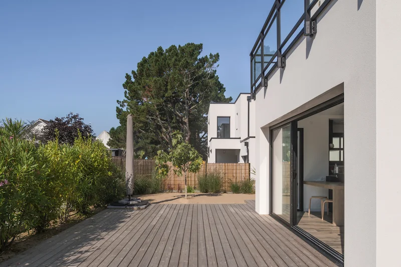 exemple d'une terrasse en bois maison neuve