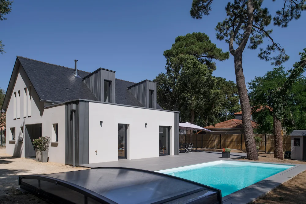 construction maison avec piscine à nantes